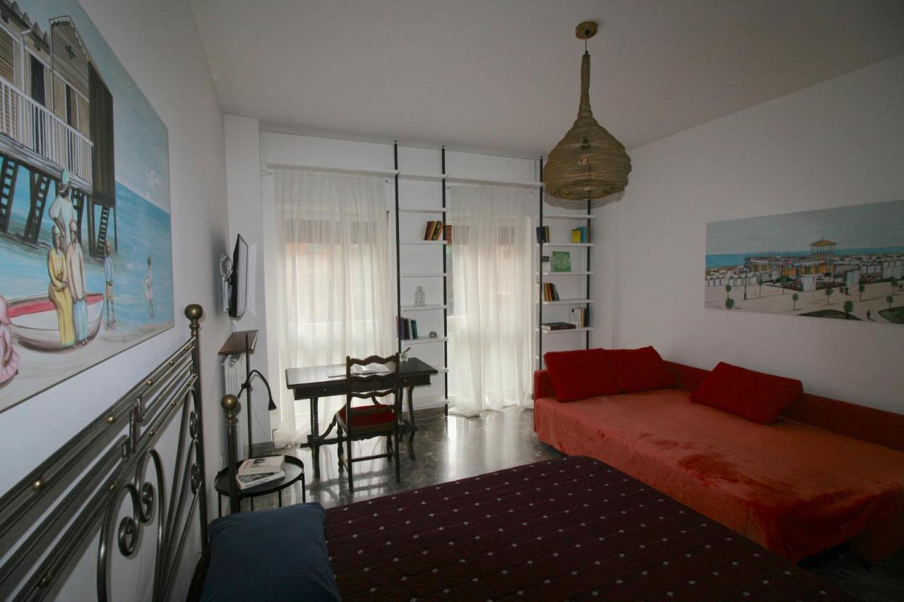 Galilei Apartment Пескара Екстериор снимка